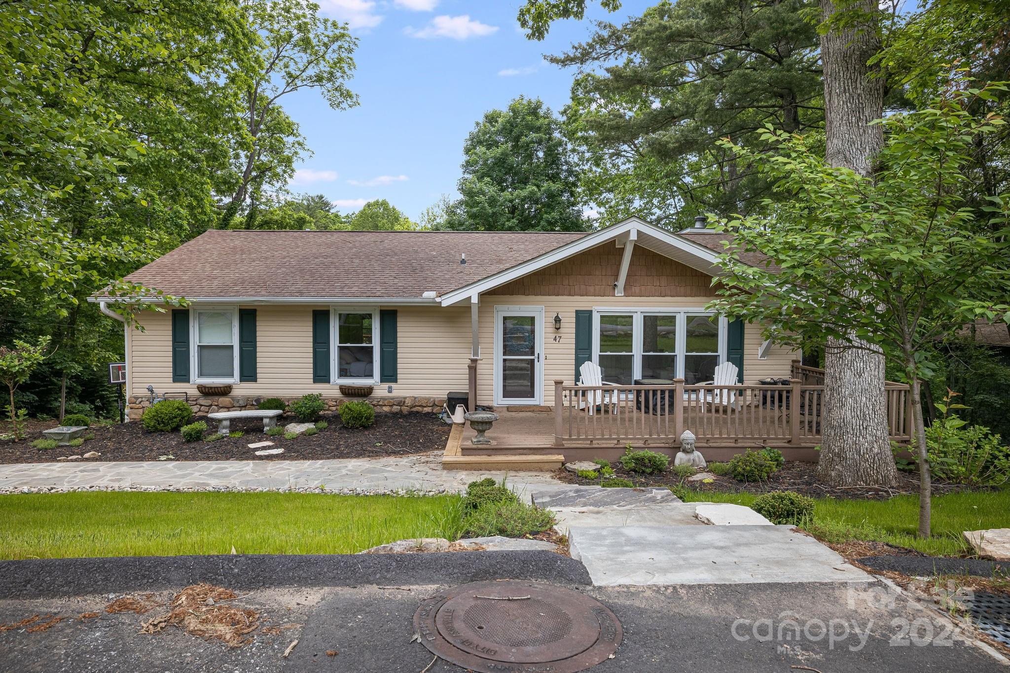 47 Hampden Road Asheville, NC 28805 - Photo 1 of 42 Gallery Image 1
