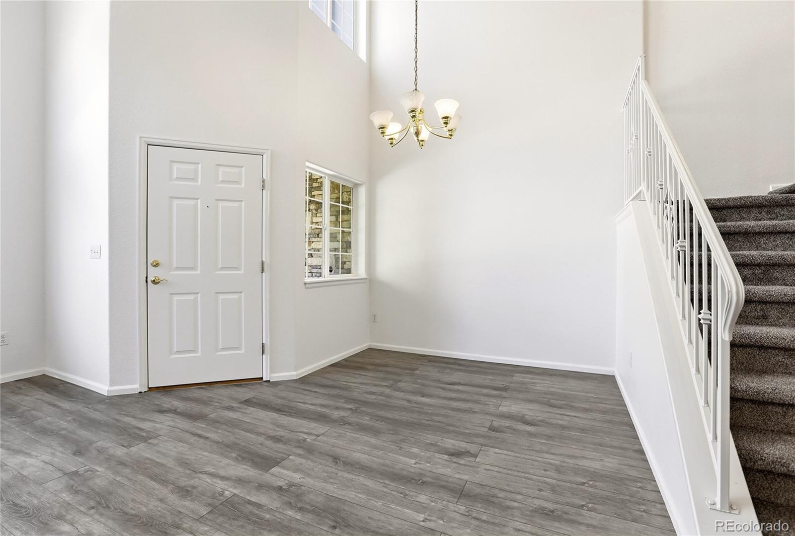 1435 South Chambers Road, Unit 104 Aurora, CO 80017 - Photo 7 of 31