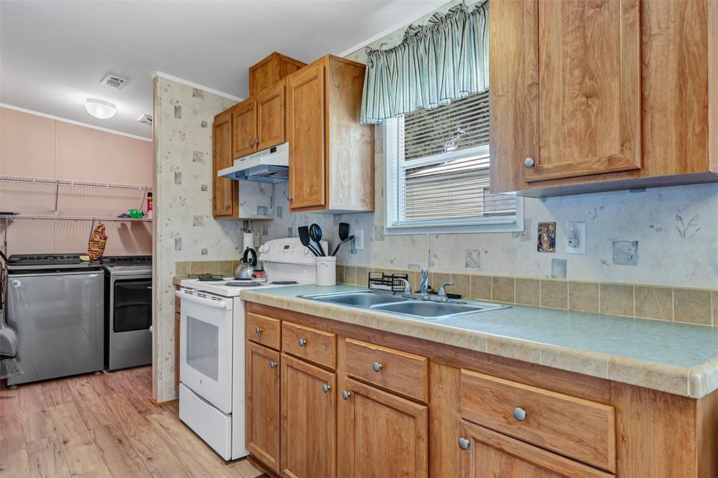 2756 Northeast 34th Road Wildwood, FL 34785 - Photo 15 of 42