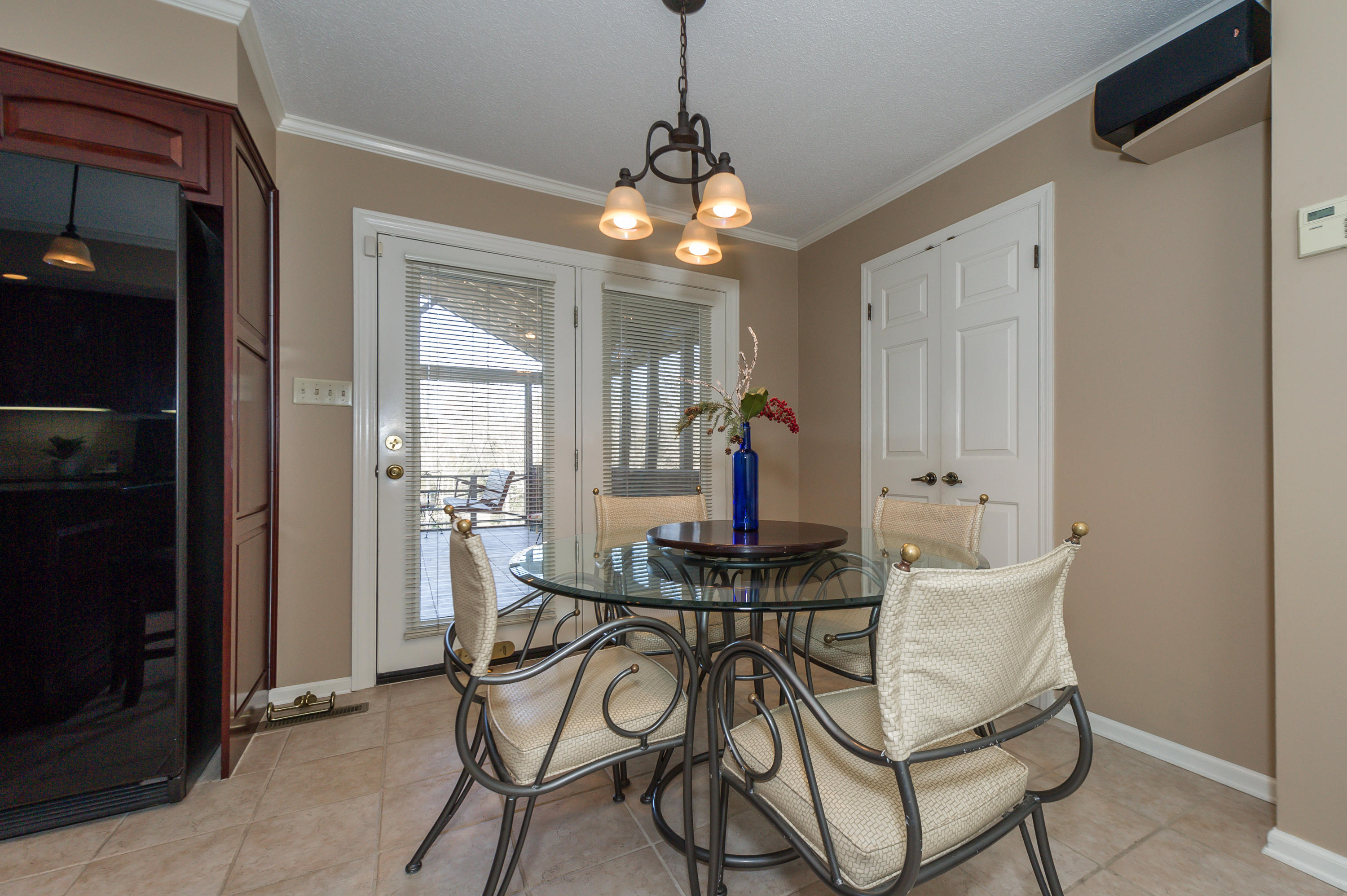 5513 River Point Cove Road Knoxville, TN 37919 - Photo 7 of 29 Eat in Kitchen