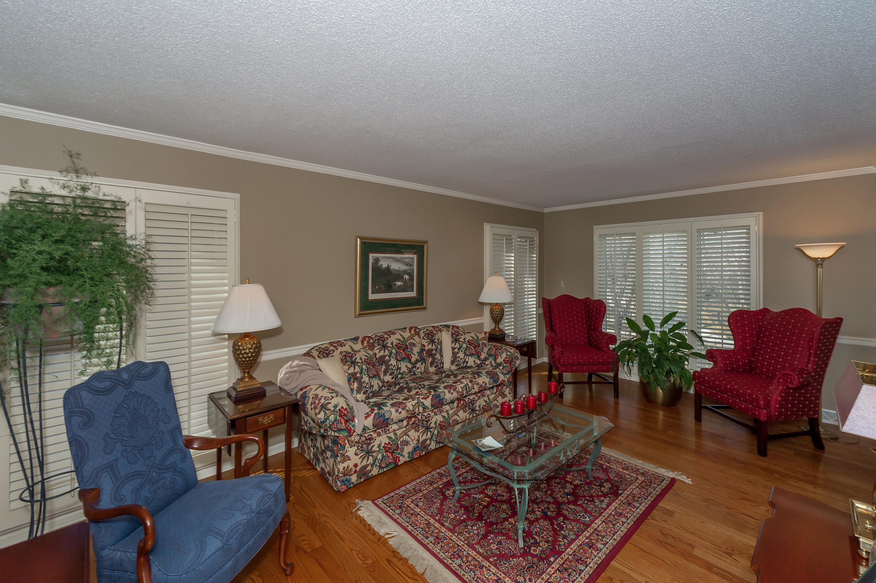 5513 River Point Cove Road Knoxville, TN 37919 - Photo 10 of 29 Living Room
