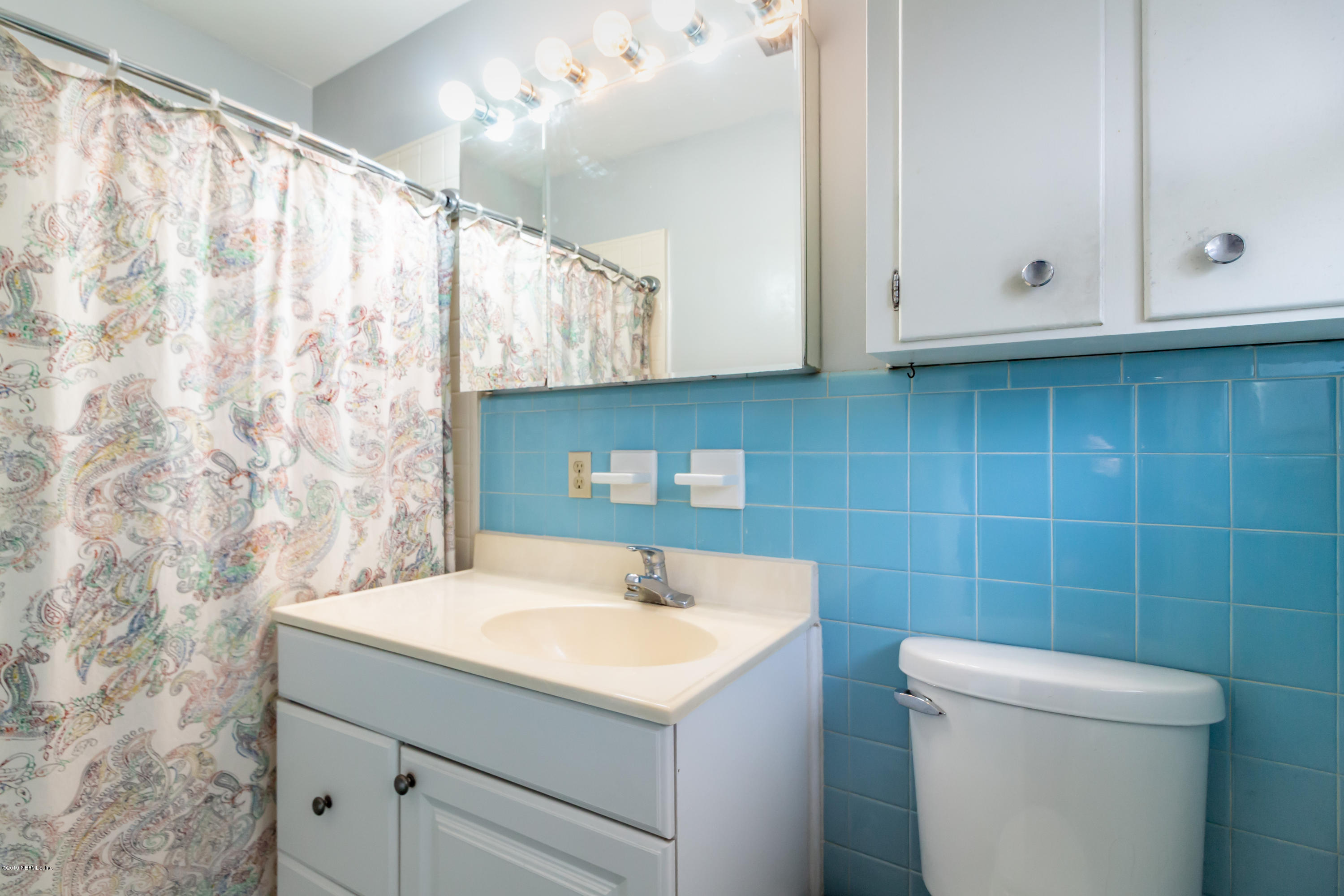 5552 Riverton Road Jacksonville, FL 32277 - Photo 17 of 40 Master Bath