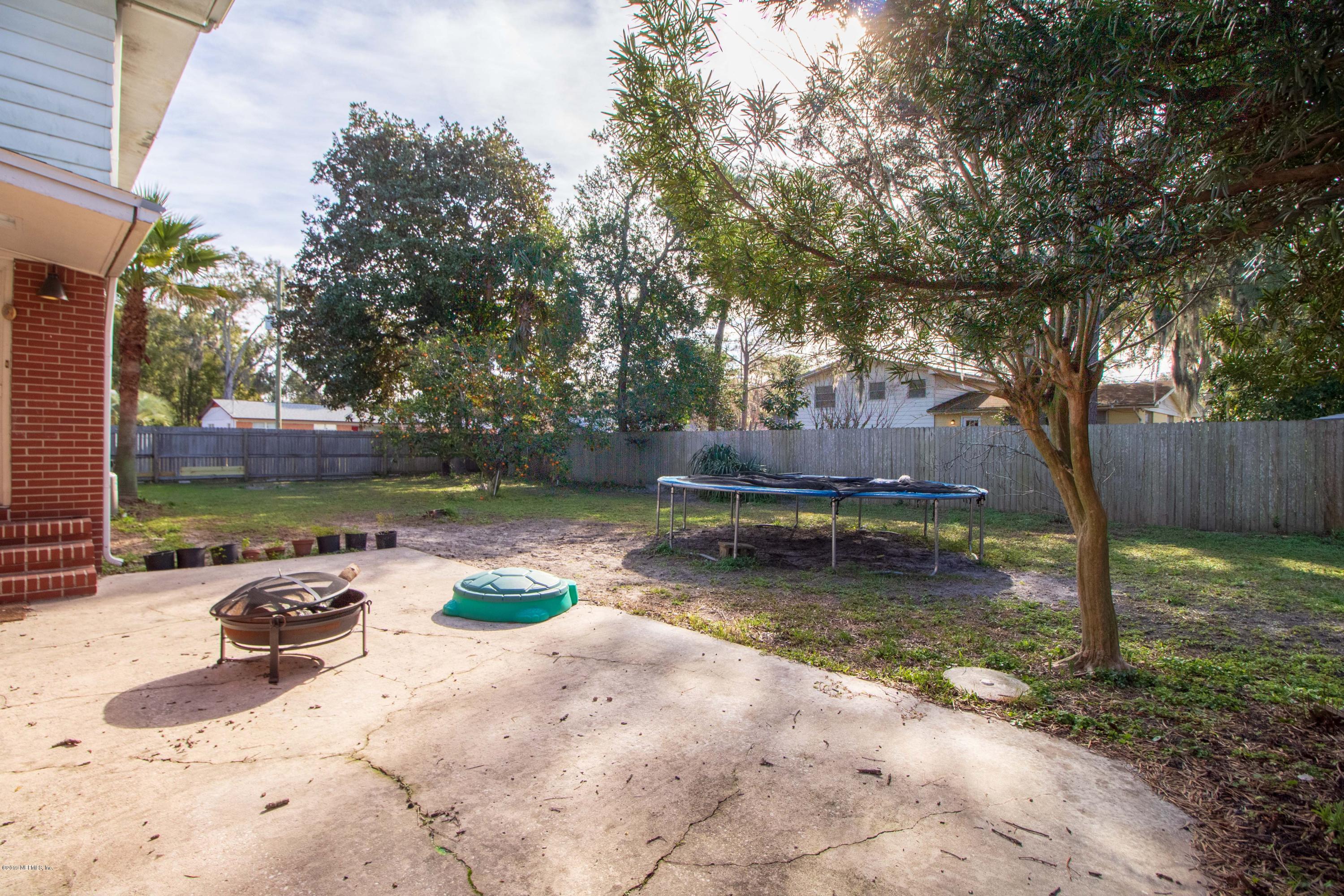 5552 Riverton Road Jacksonville, FL 32277 - Photo 37 of 40 Deck