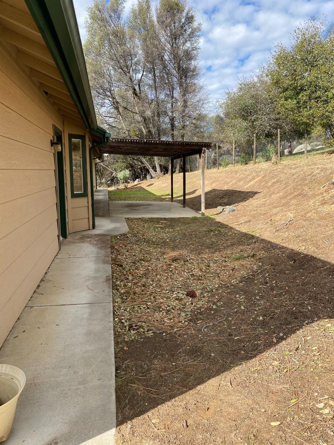 51651 Coyote Ridge Road Oakhurst, CA 93644 - Photo 27 of 47 Gallery Image 27
