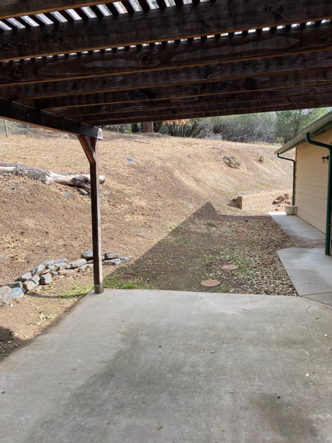 51651 Coyote Ridge Road Oakhurst, CA 93644 - Photo 45 of 47 Gallery Image 45