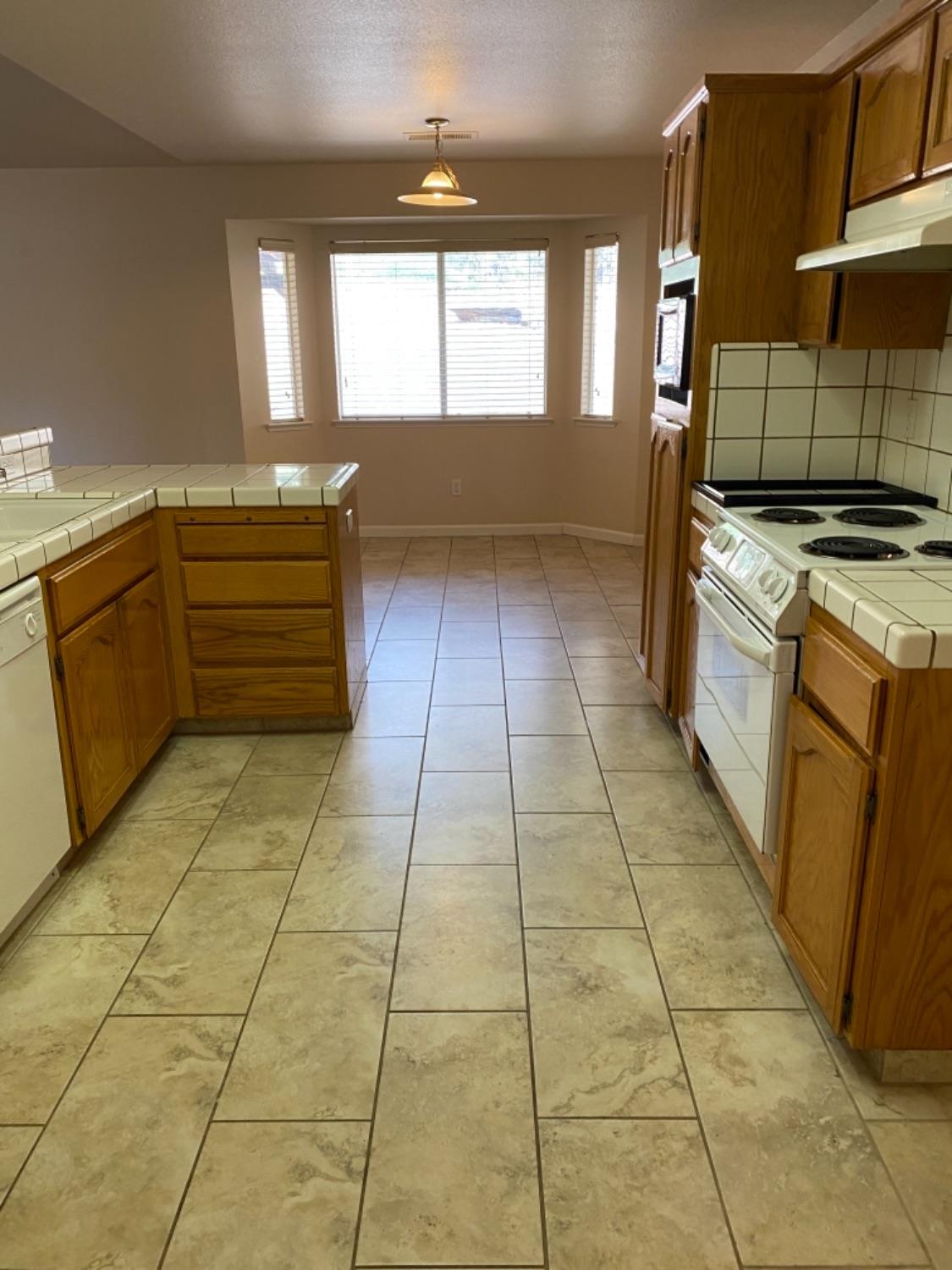 51651 Coyote Ridge Road Oakhurst, CA 93644 - Photo 9 of 47 Gallery Image 9