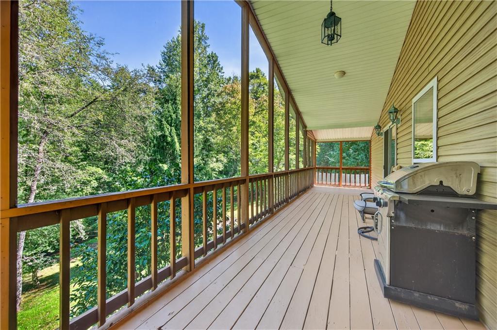 200 Bahn Innsbruck Helen, GA 30545 - Photo 14 of 27 a view of a balcony with wooden floor
