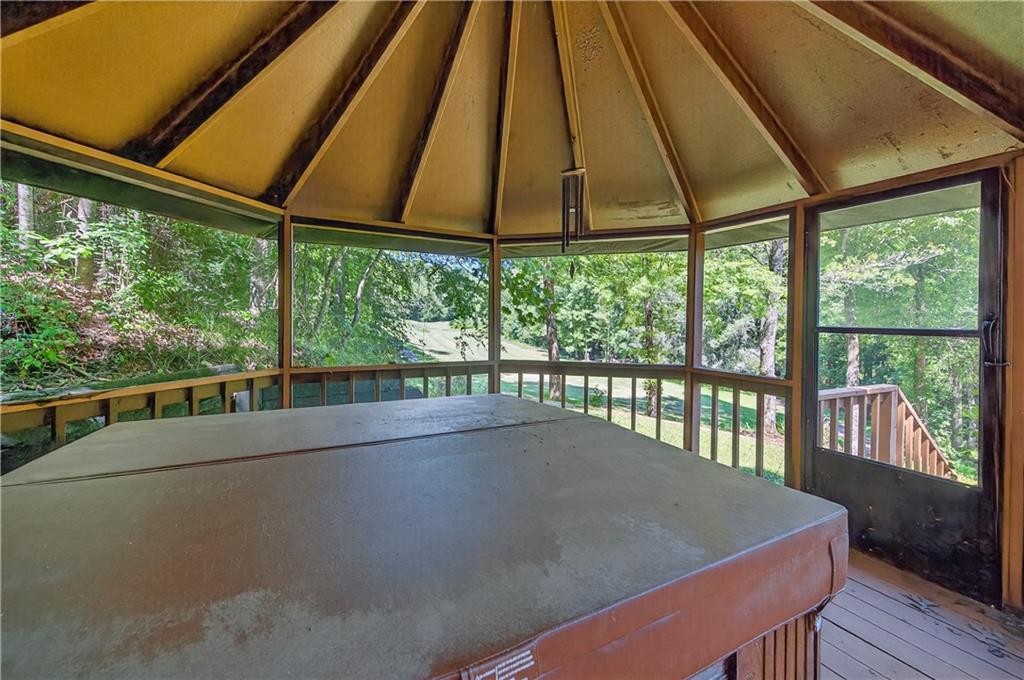 200 Bahn Innsbruck Helen, GA 30545 - Photo 24 of 27 a view of an empty room and wooden floor