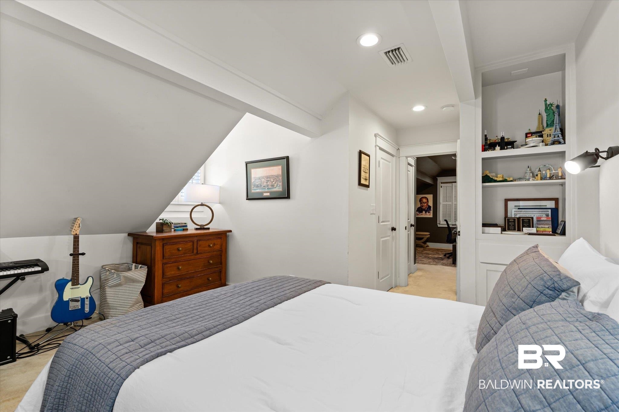 3921 McGregor Court Mobile, AL 36608 - Photo 28 of 41 Bedroom featuring vaulted ceiling, recessed lighting, visible vents, and light carpet