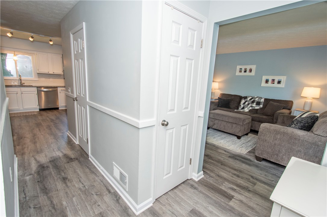 11 MacKay Run Henrietta, NY 14586 - Photo 10 of 46