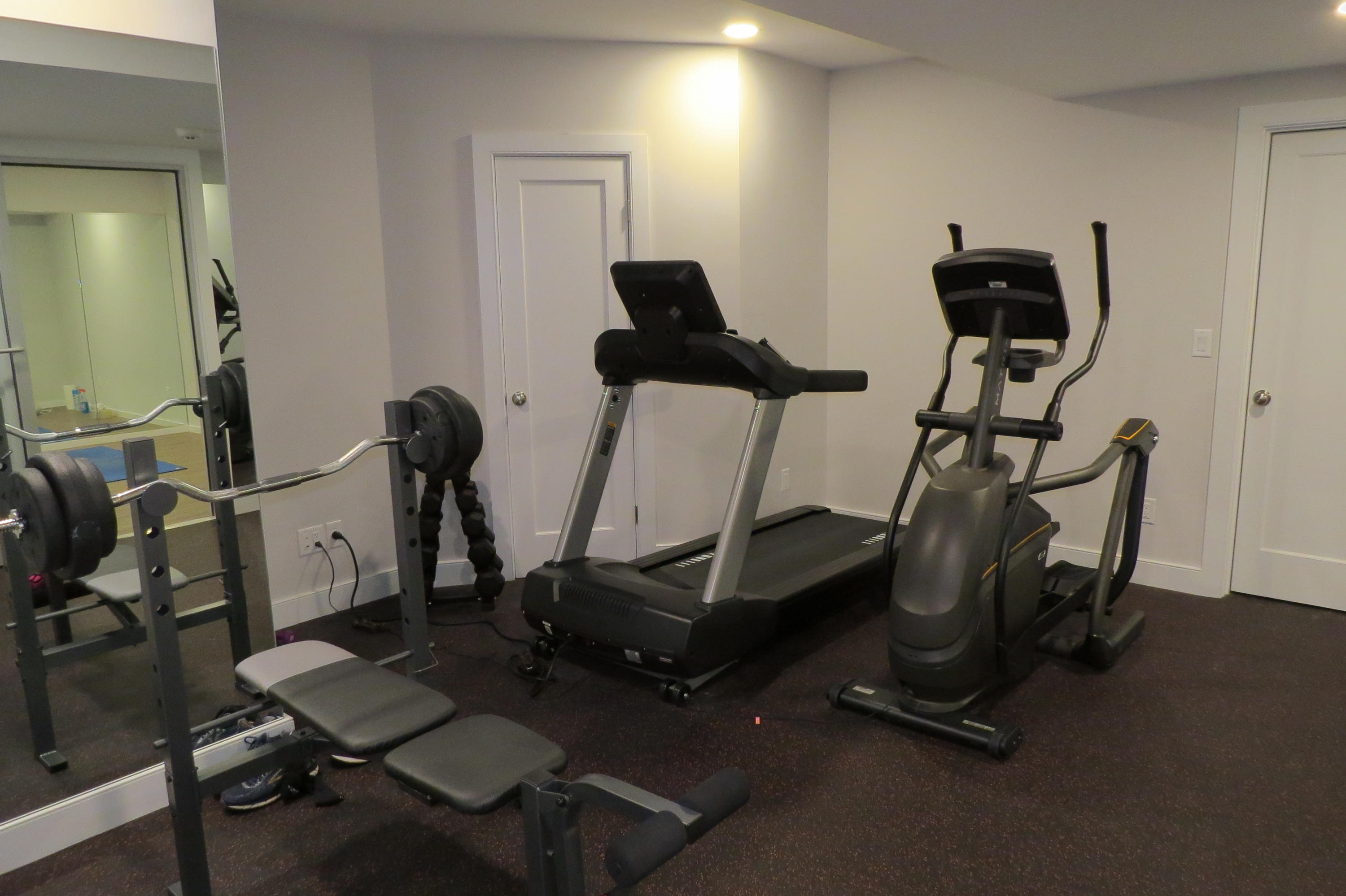 96 Hunter Rise Chatham, MA 02633 - Photo 16 of 37 a room with gym equipment