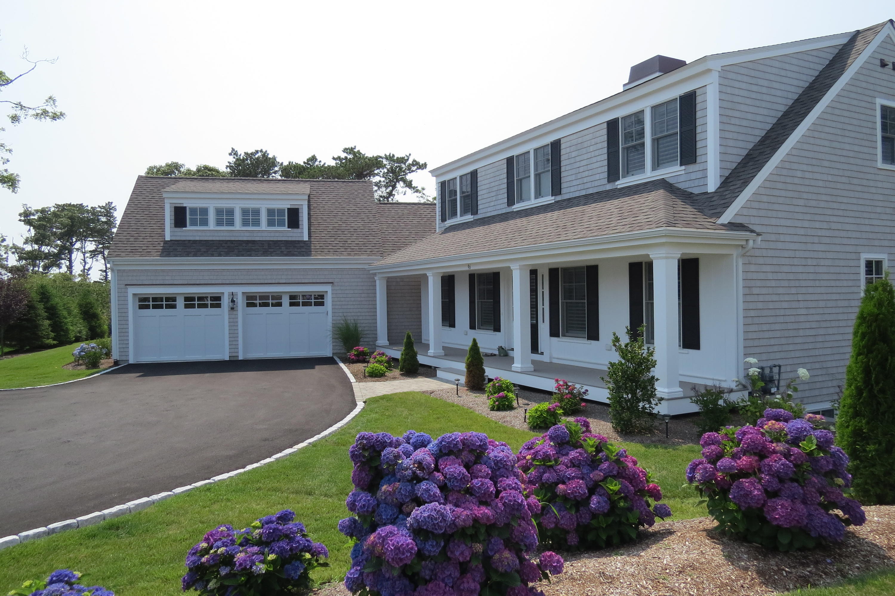 96 Hunter Rise Chatham, MA 02633 - Photo 3 of 37 a front view of house with yard