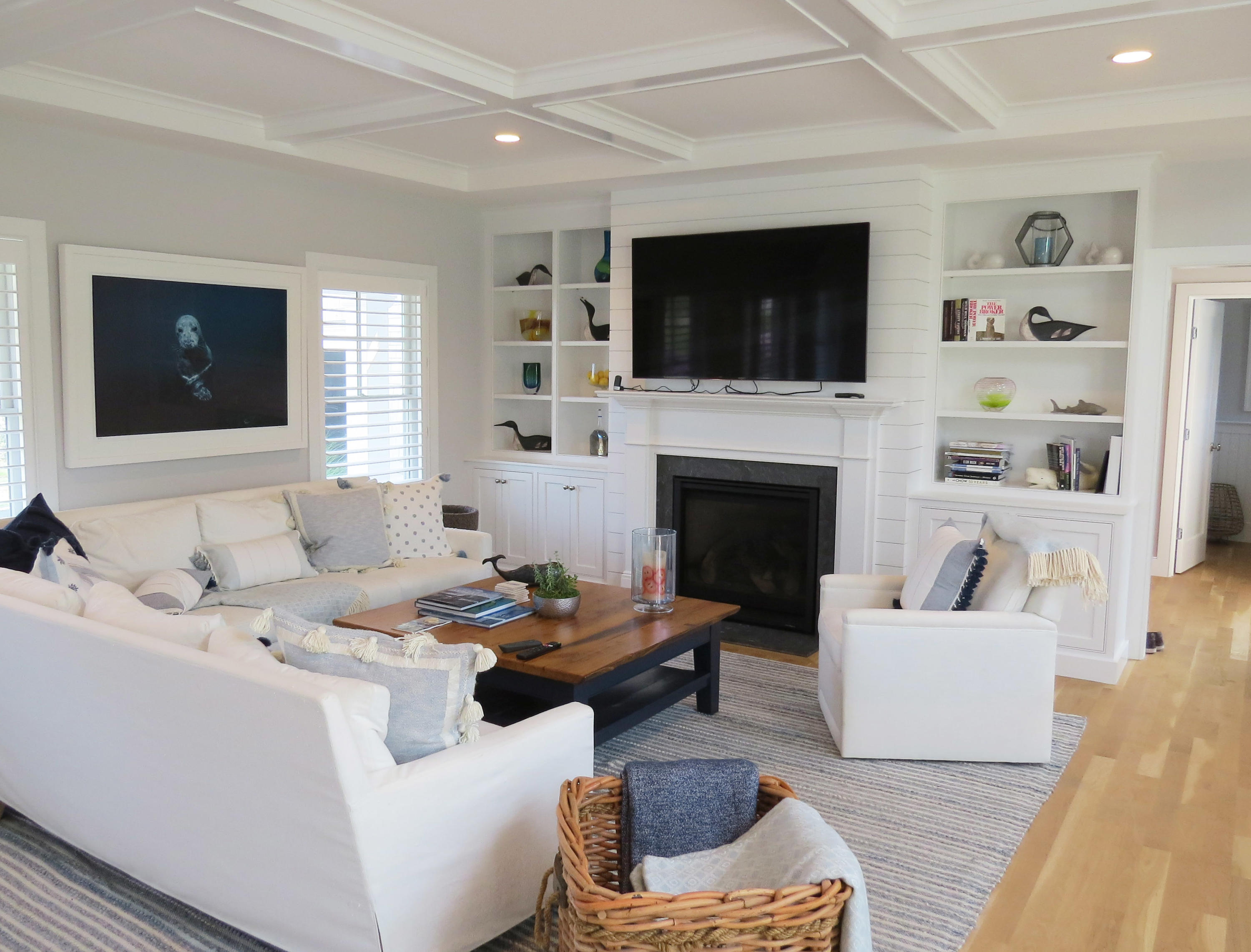 96 Hunter Rise Chatham, MA 02633 - Photo 4 of 37 a living room with furniture fireplace and a flat screen tv