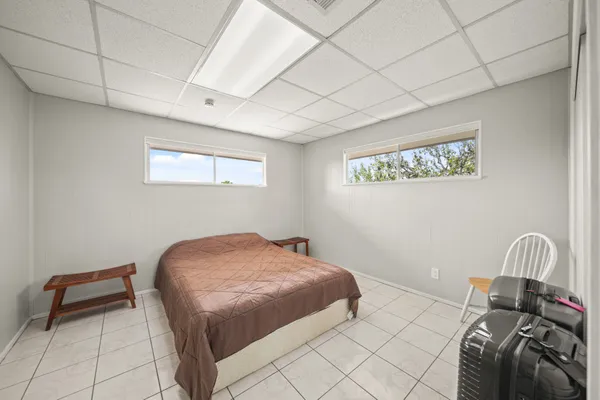 $2,095 | 1031 Star Drive, Dickinson, TX 77539