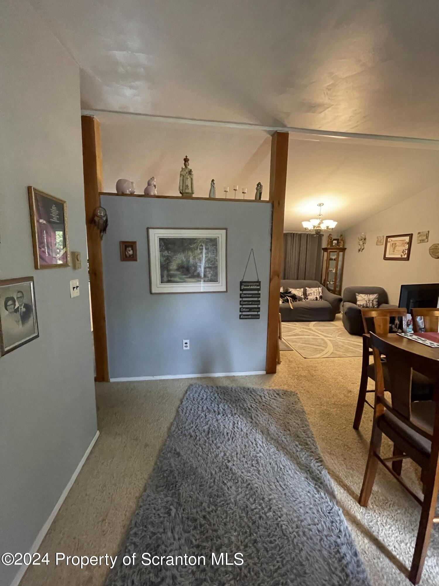 186 Ellen Road Jessup, PA 18434 - Photo 14 of 29 Gallery Image 14