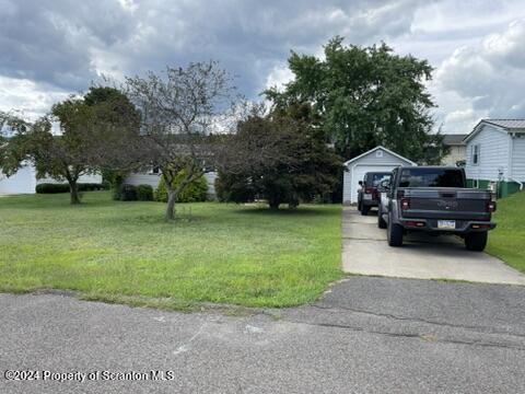 186 Ellen Road Jessup, PA 18434 - Photo 2 of 29 Gallery Image 2