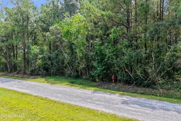 $32,000 | Beverly Street, Bay St. Louis, MS 39520