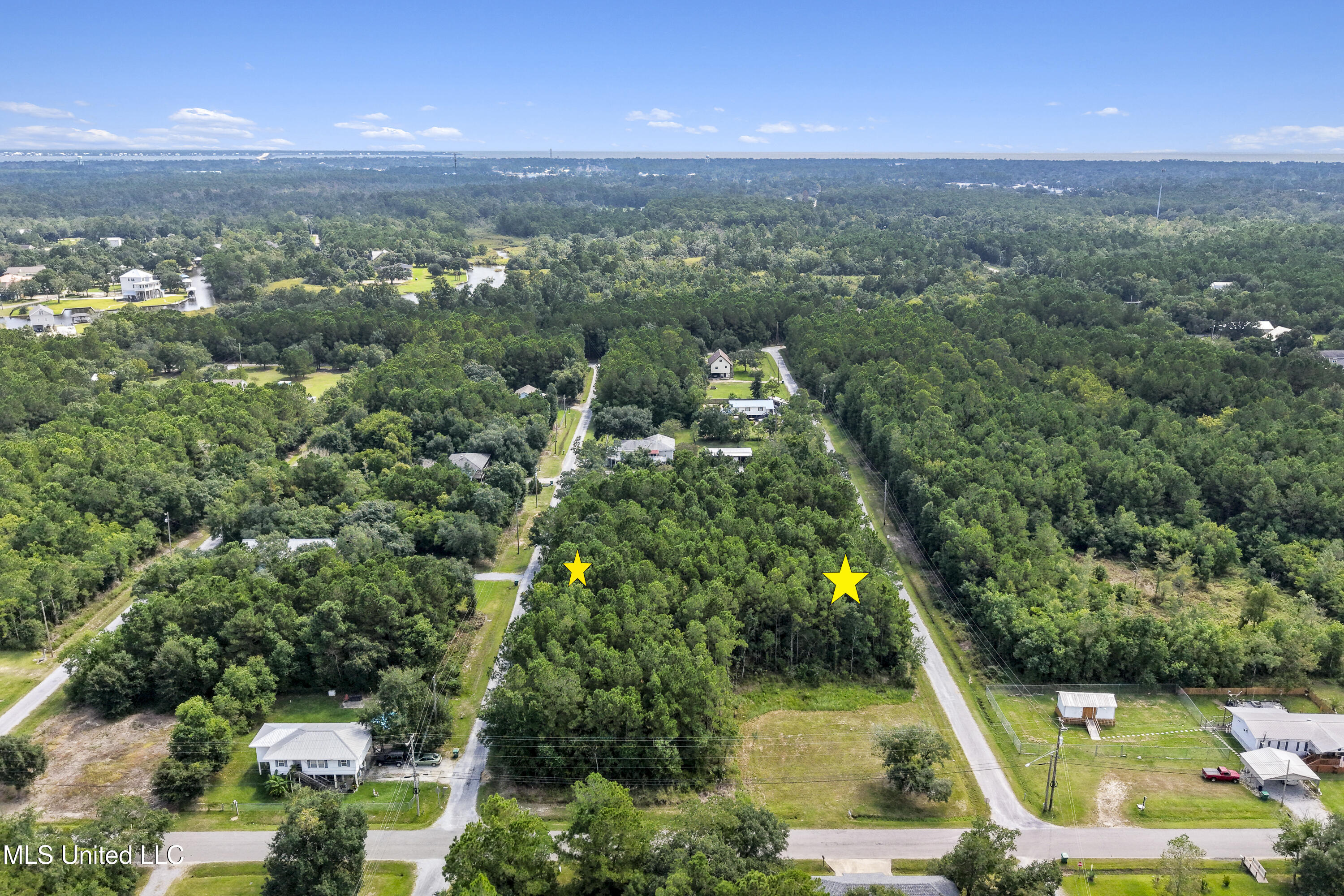 Beverly Street Bay St. Louis, MS 39520 - Photo 2 of 11 0010