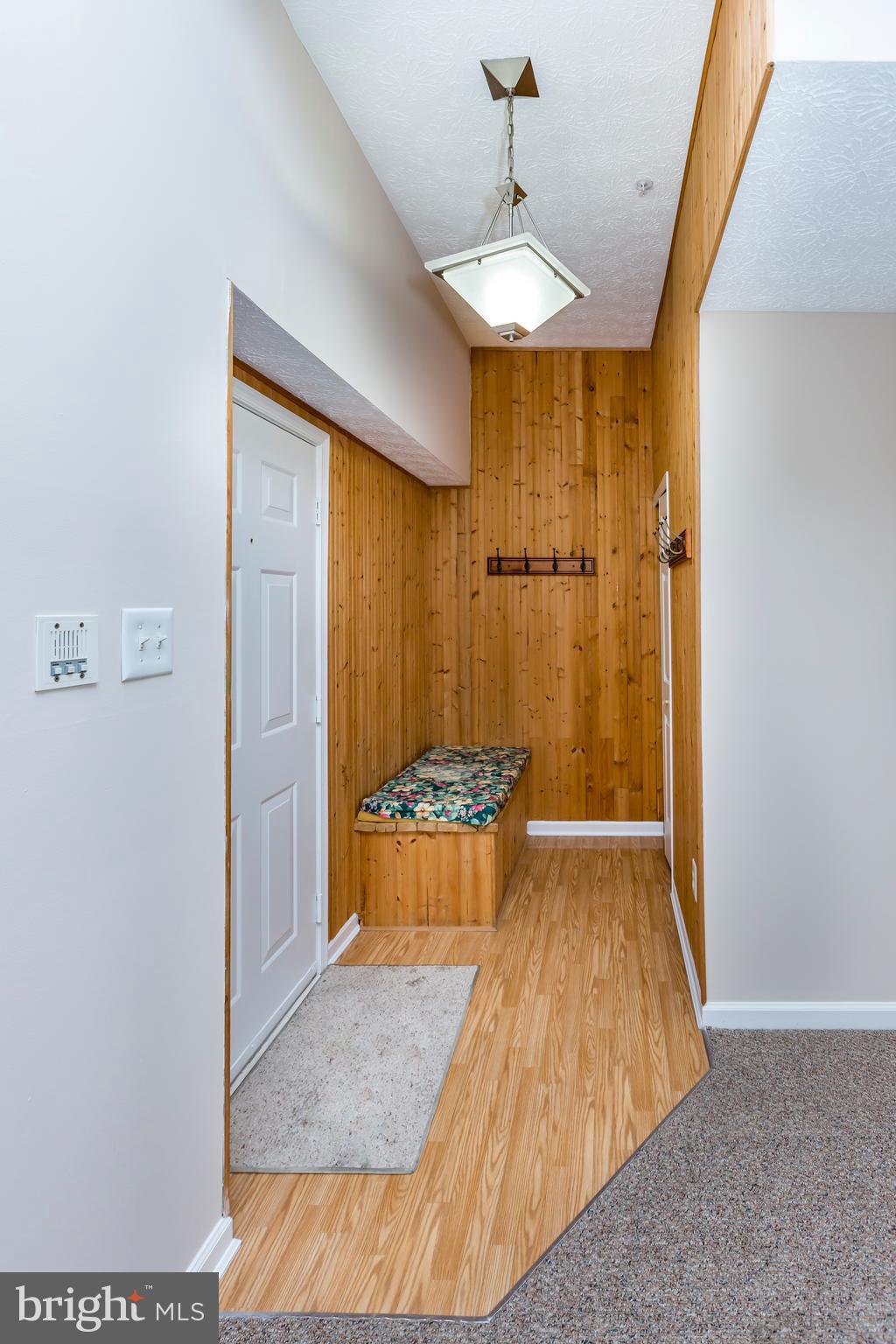 4888 Shellbark Road Owings Mills, MD 21117 - Photo 4 of 23 Foyer with coat closet