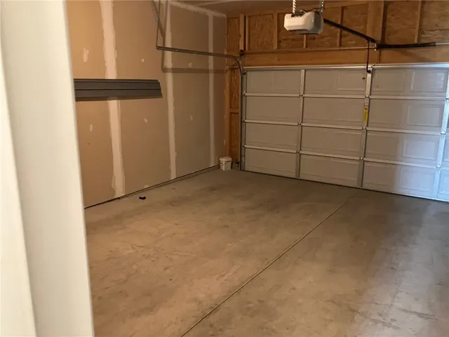 $2,800 | 81 Beaver Road, Chili, NY 14546