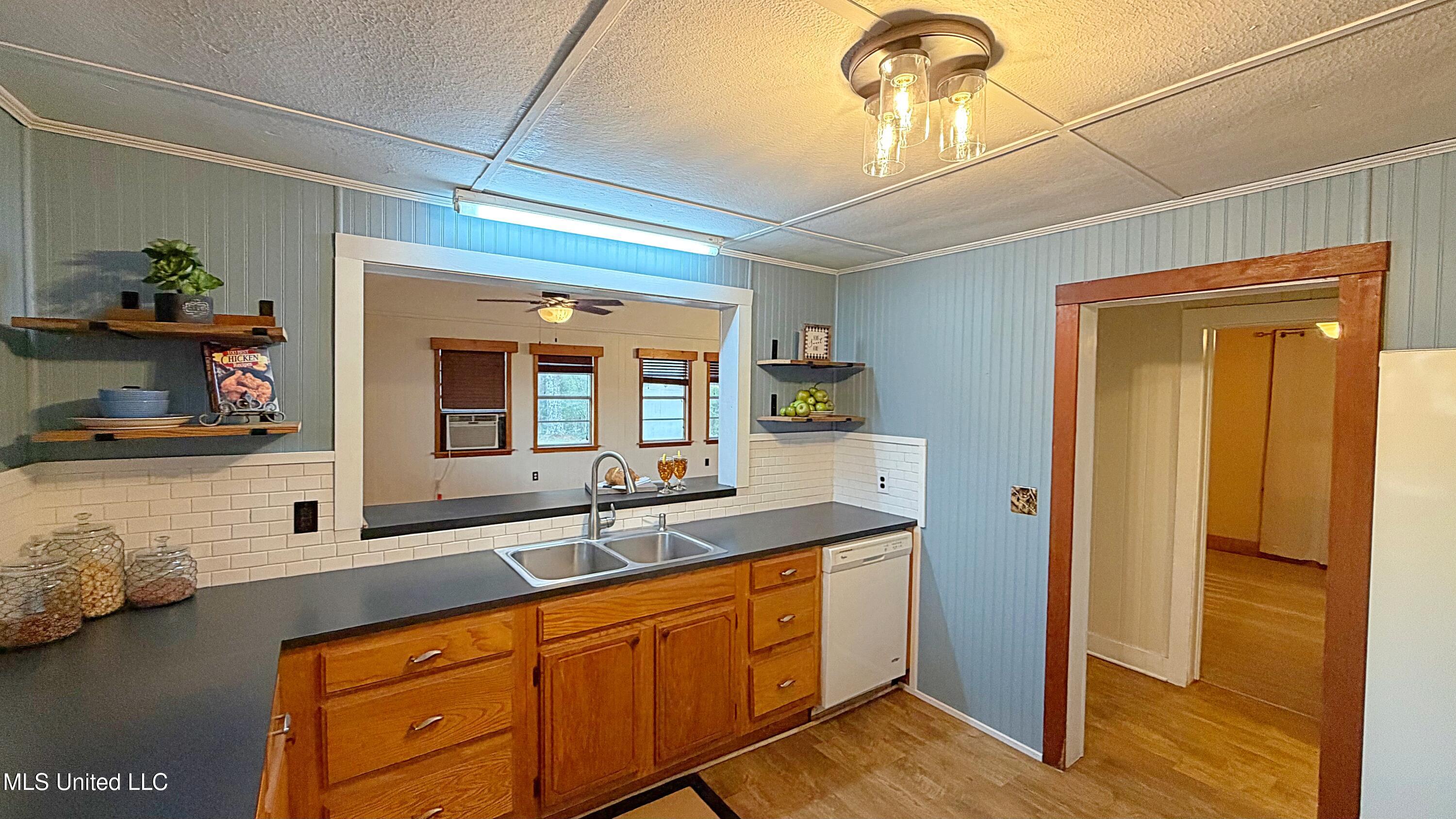 1192 Mars Hill Road Carthage, MS 39051 - Photo 20 of 23 IMG_1358