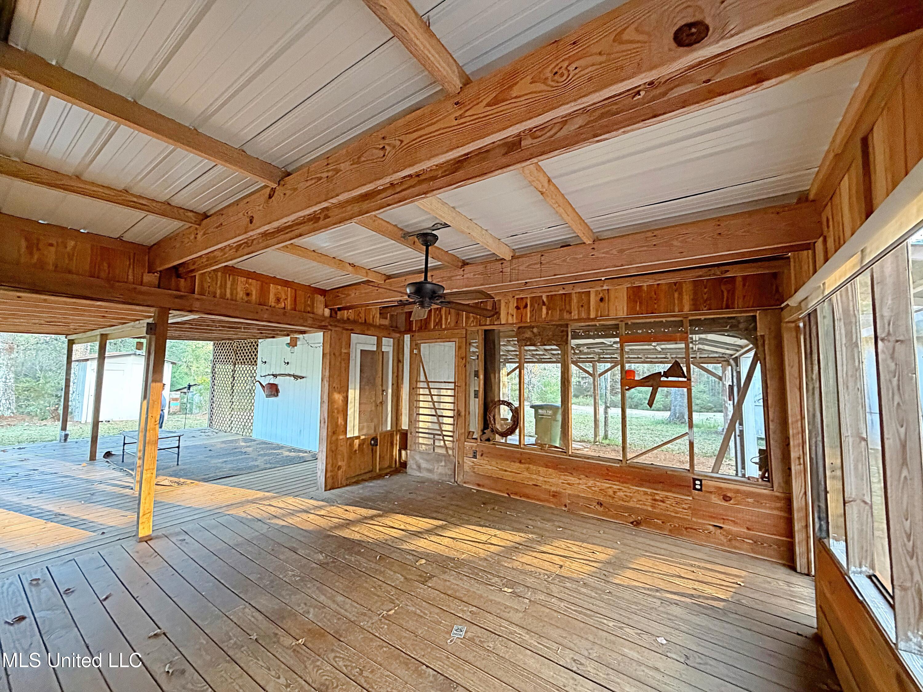 1192 Mars Hill Road Carthage, MS 39051 - Photo 10 of 23 IMG_1320