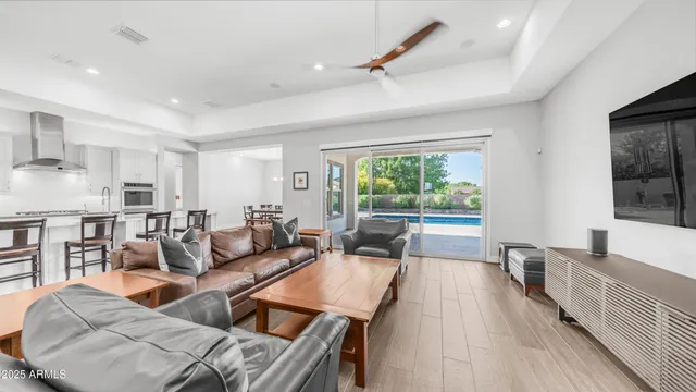 $1,225,000 | 2086 East Trigger Way, Gilbert, AZ 85297