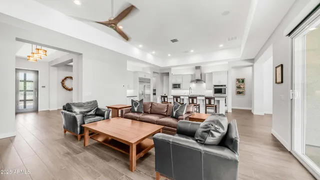 $1,225,000 | 2086 East Trigger Way, Gilbert, AZ 85297