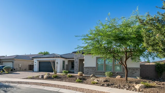 $1,225,000 | 2086 East Trigger Way, Gilbert, AZ 85297