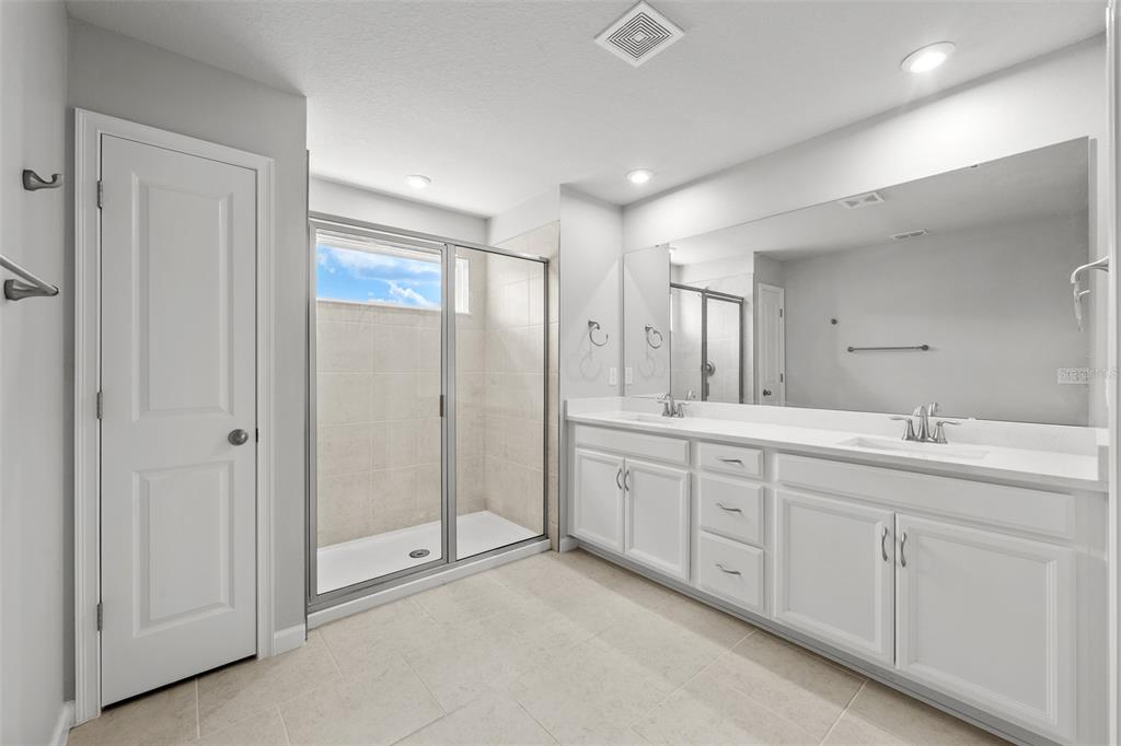 4366 Cloud Hopper Way Lutz, FL 33559 - Photo 13 of 28