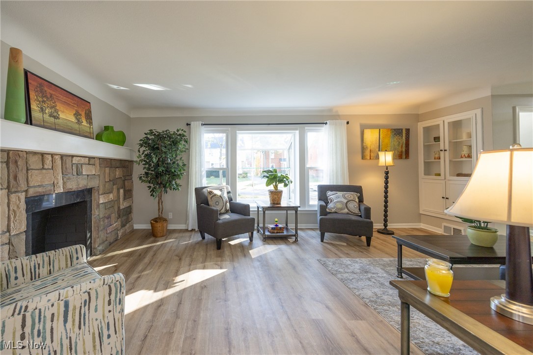 3963 Lansdale Road Cleveland, OH 44118 - Photo 6 of 50 Gallery Image 6