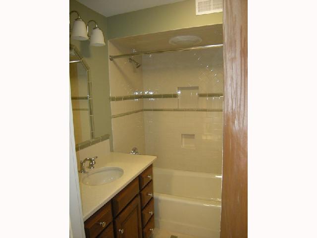 2595 Kent Road Upper Arlington, OH 43221 - Photo 8 of 9