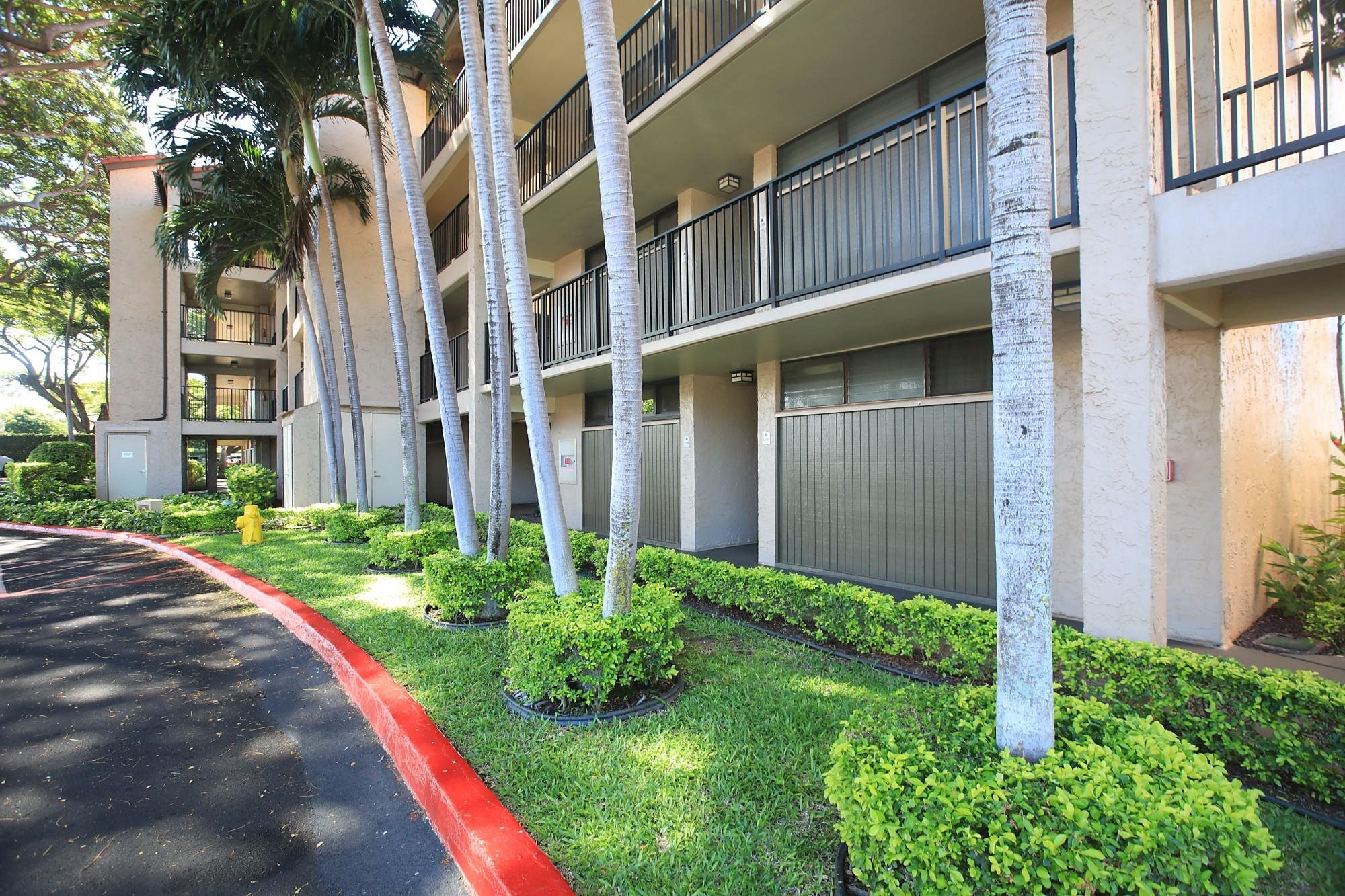 3543 Lower Honoapiilani Road, Unit C107 Lahaina, HI 96761 - Photo 35 of 49 front view of a house with a yard