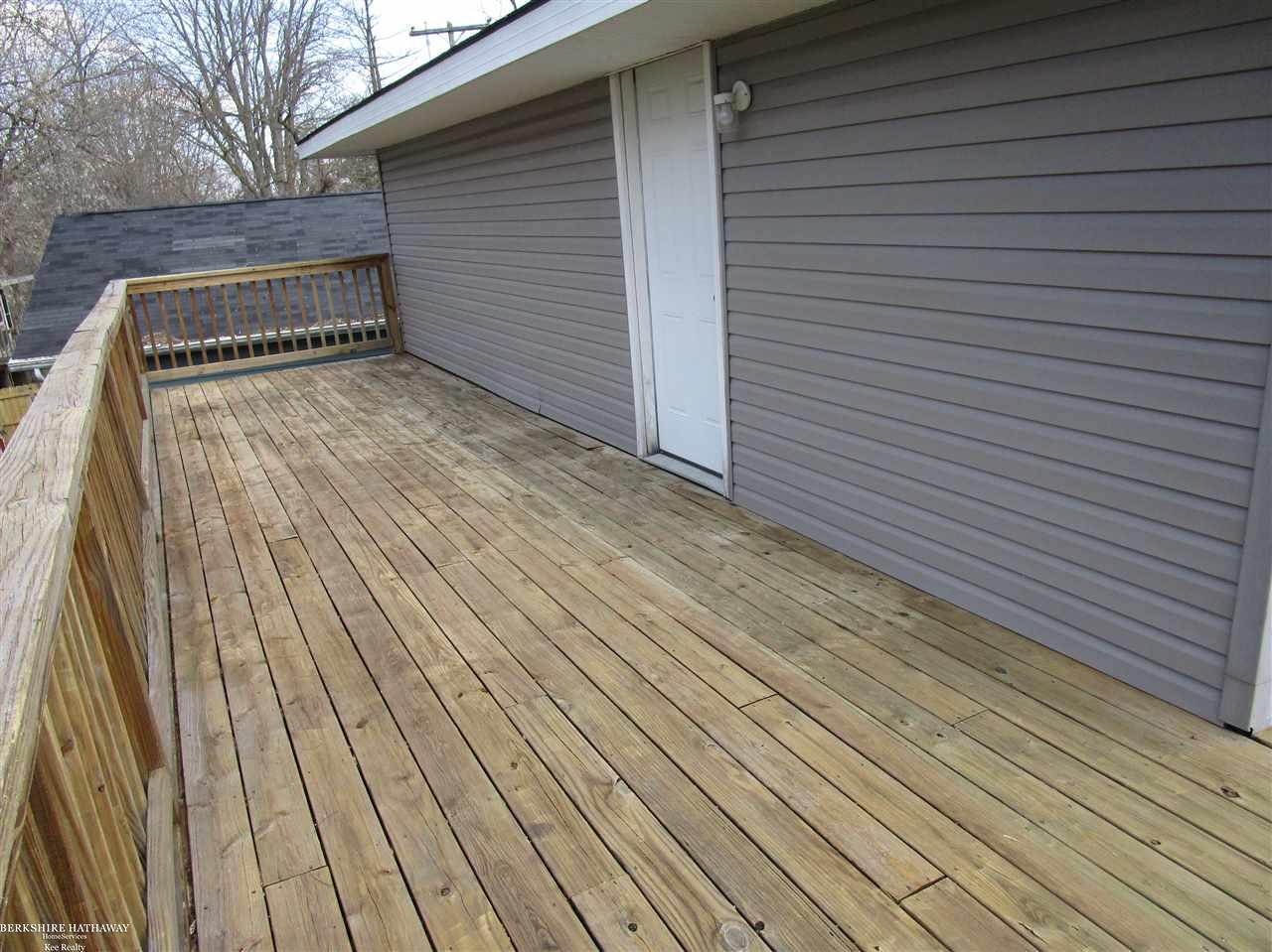 407 North Bailey Street Romeo, MI 48065 - Photo 49 of 53 Garage Deck