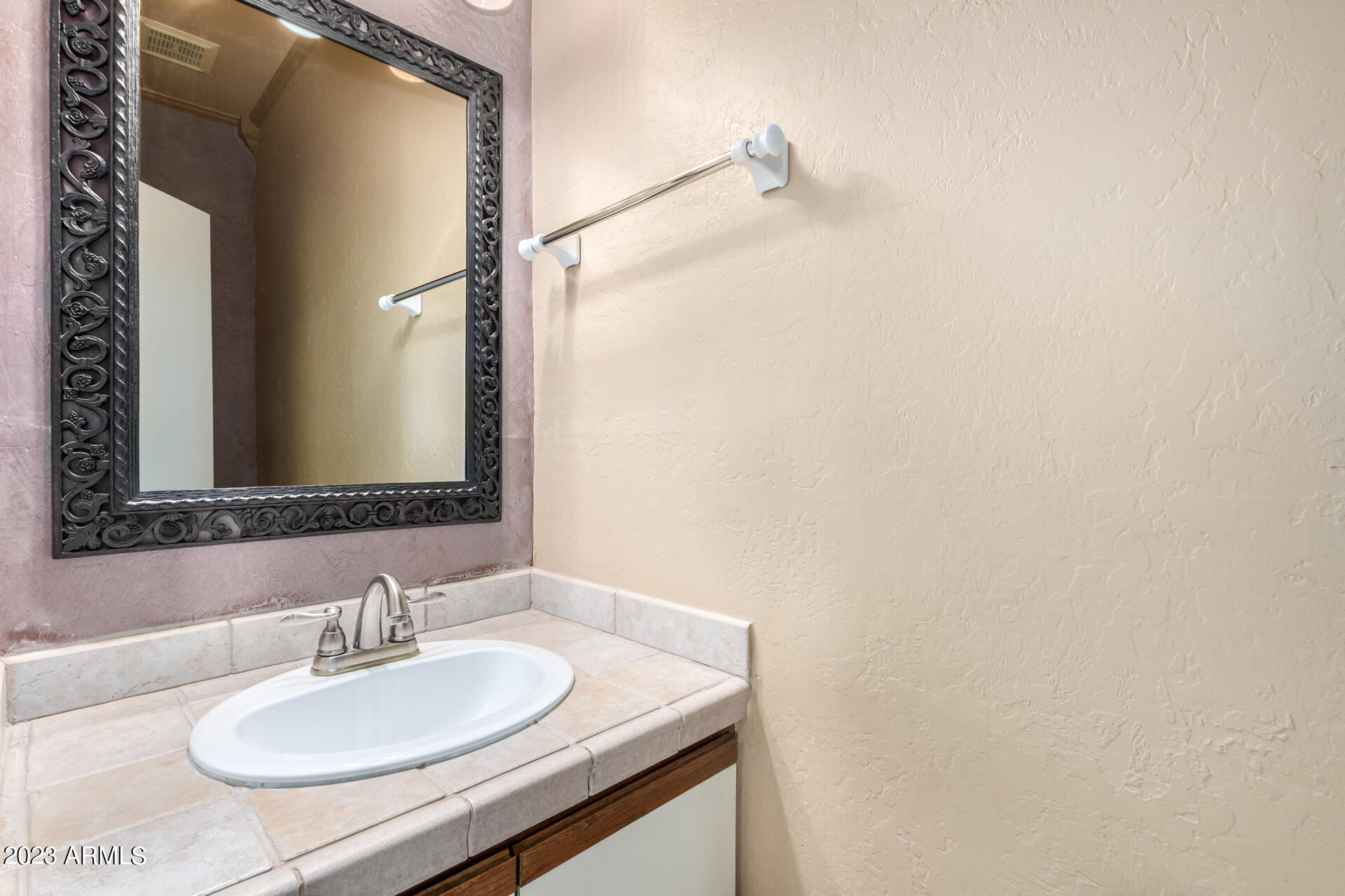 1126 West Elliot Road, Unit 1049 Chandler, AZ 85224 - Photo 23 of 26 0024-24 - Elliot