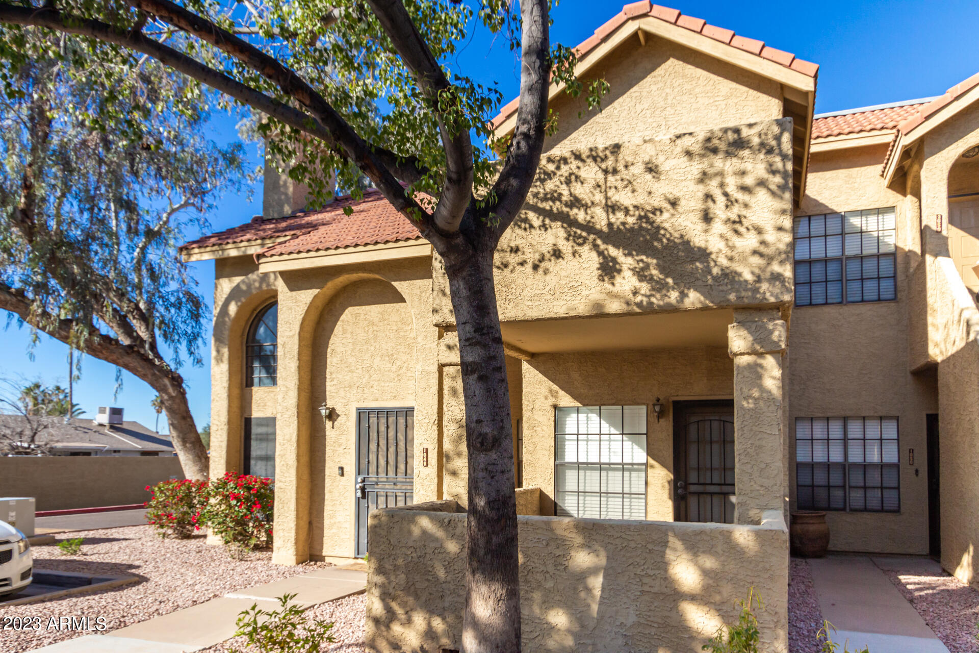 1126 West Elliot Road, Unit 1049 Chandler, AZ 85224 - Photo 3 of 26 0003-03 - Elliot