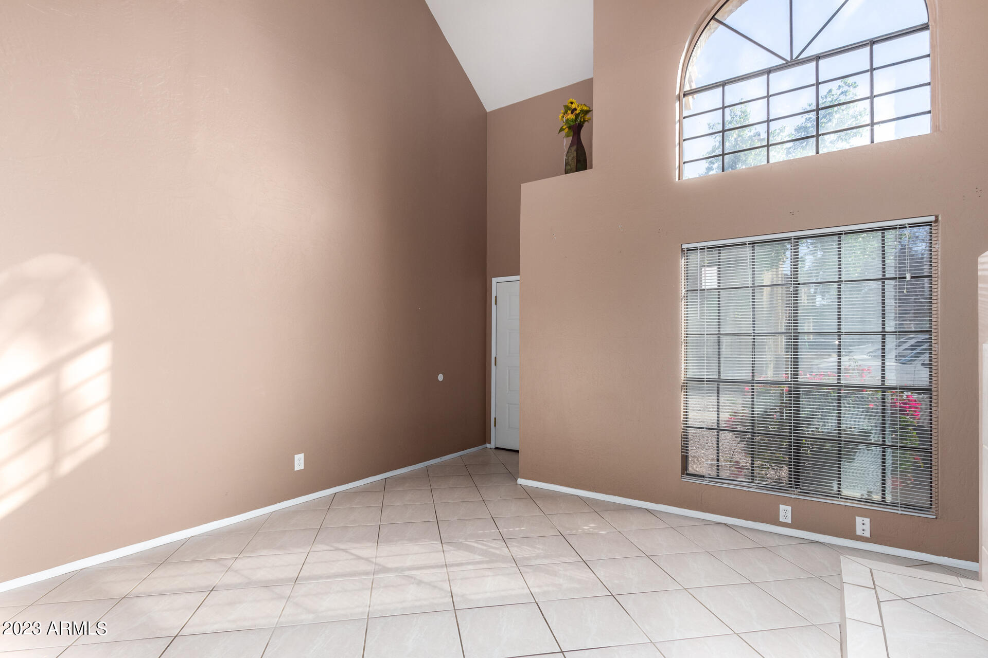 1126 West Elliot Road, Unit 1049 Chandler, AZ 85224 - Photo 5 of 26 0007-07 - Elliot
