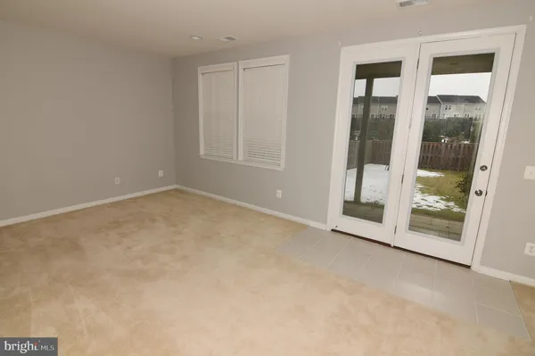 $2,300 | 165 Solara Drive, Winchester, VA 22602