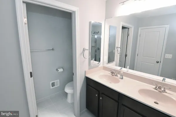 $2,300 | 165 Solara Drive, Winchester, VA 22602