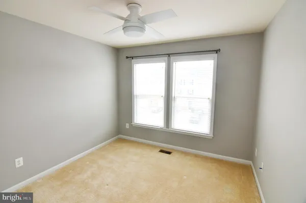 $2,300 | 165 Solara Drive, Winchester, VA 22602