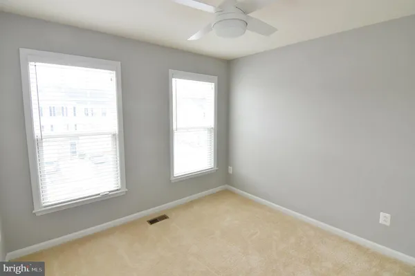 $2,300 | 165 Solara Drive, Winchester, VA 22602