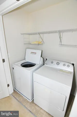 $2,300 | 165 Solara Drive, Winchester, VA 22602