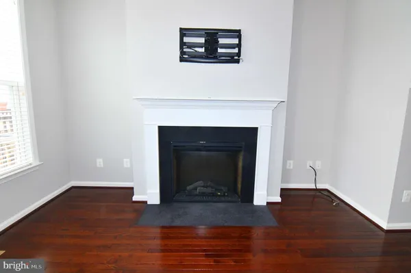 $2,300 | 165 Solara Drive, Winchester, VA 22602