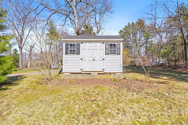 $589,000 | 40 Medway Street, Norfolk, MA 02056