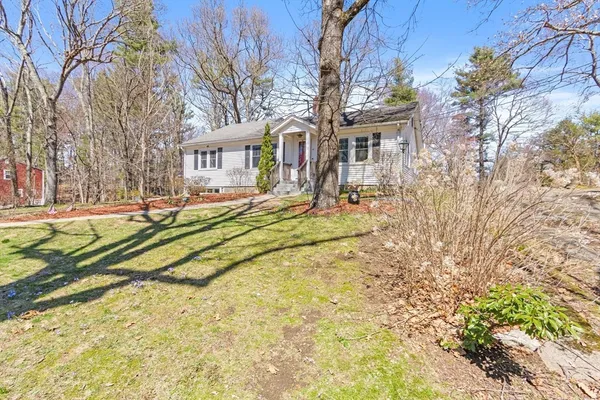 $589,000 | 40 Medway Street, Norfolk, MA 02056