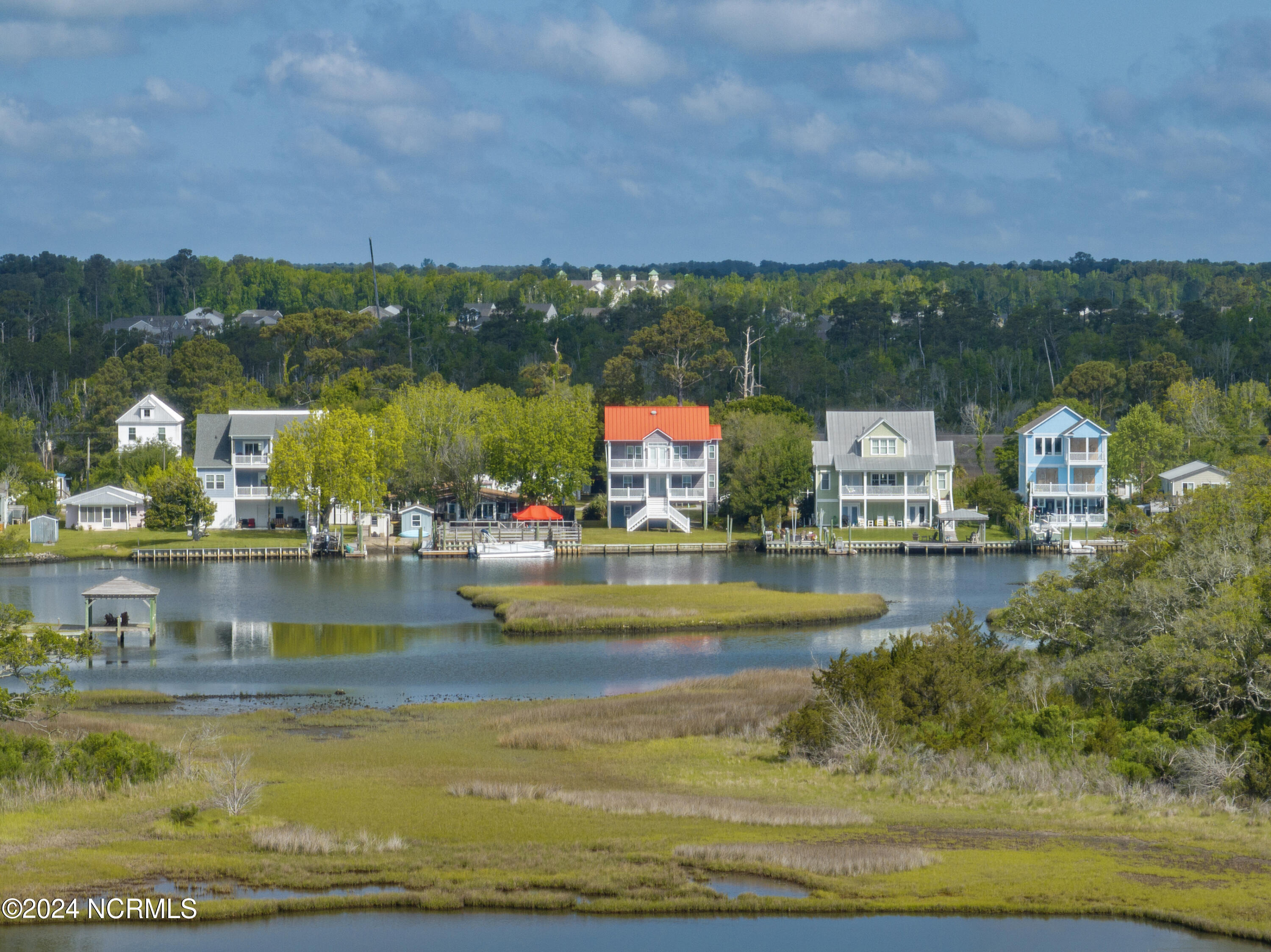 300 Atkinson Point Road Surf City, NC 28445 - Photo 42 of 47 DJI_0981 copy