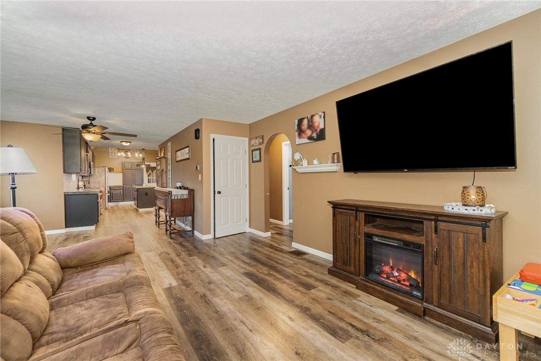 11395 Preble County Line Road Verona, OH 45378 - Photo 9 of 34 Gallery Image 9