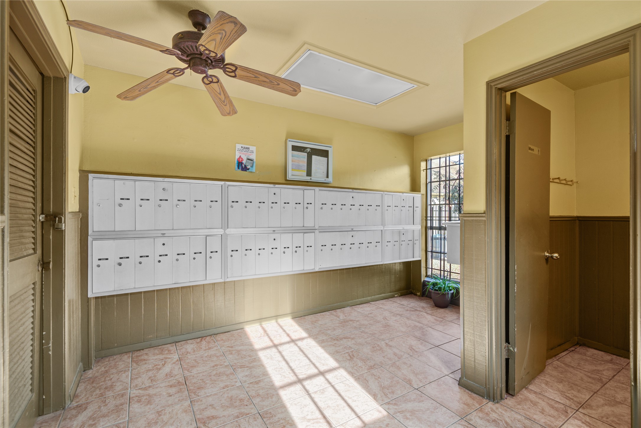 11540 Chimney Rock Road, Unit 117 Houston, TX 77035 - Photo 29 of 38