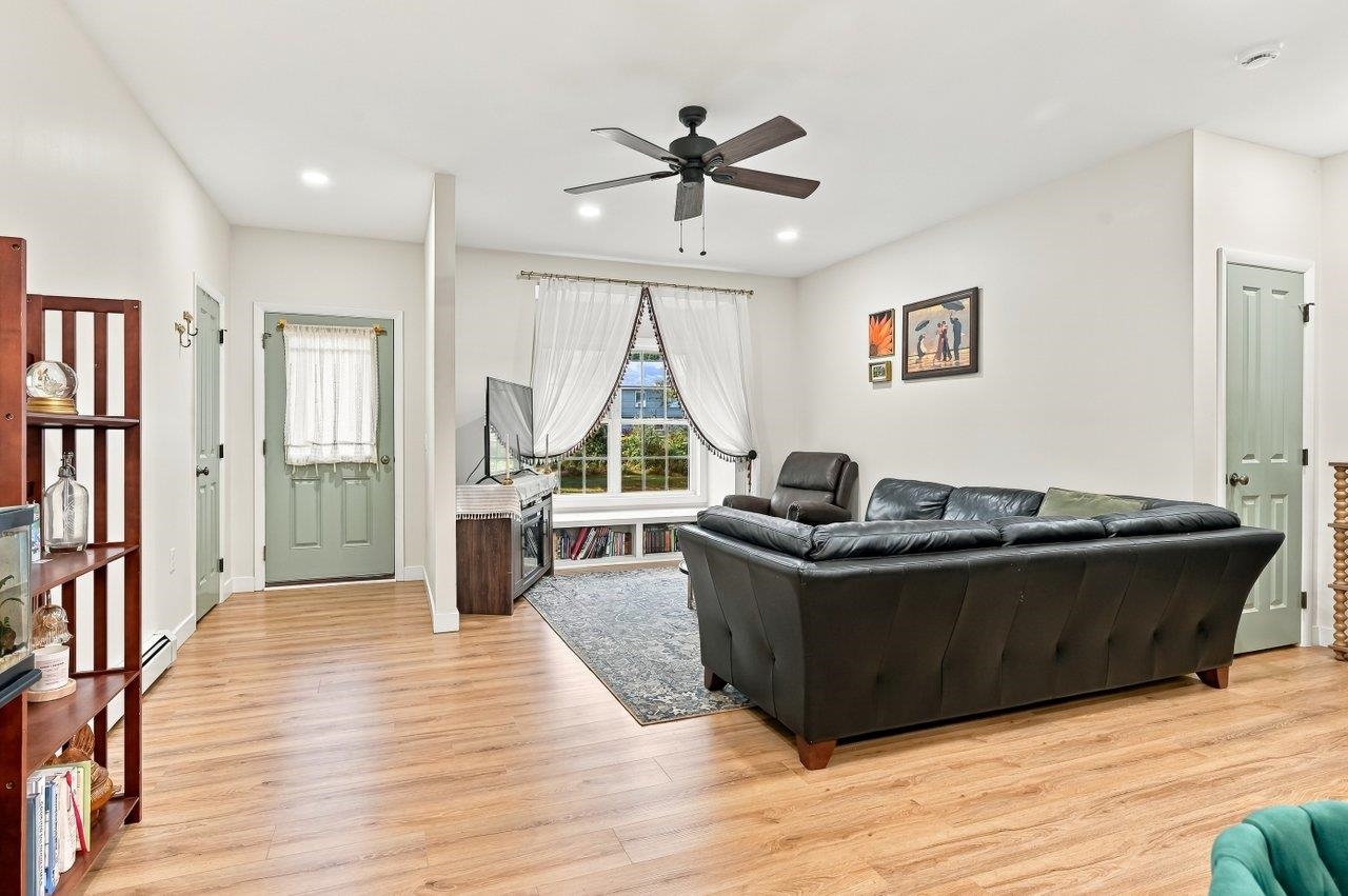 32 Hilliard Road Chichester, NH 03258 - Photo 6 of 22 Gallery Image 6