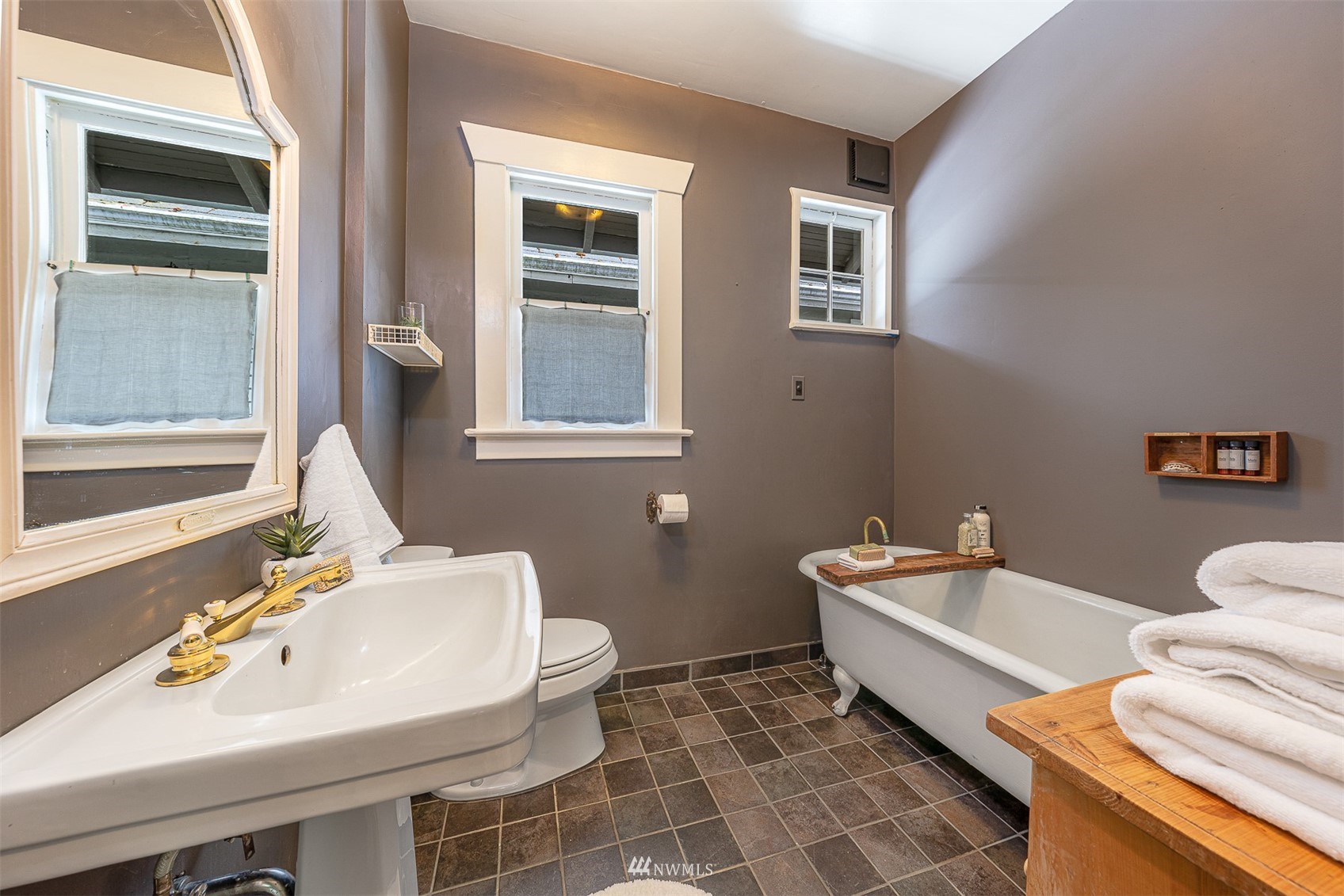 1902 North 46th Street Seattle, WA 98103 - Photo 16 of 35 Gallery Image 16